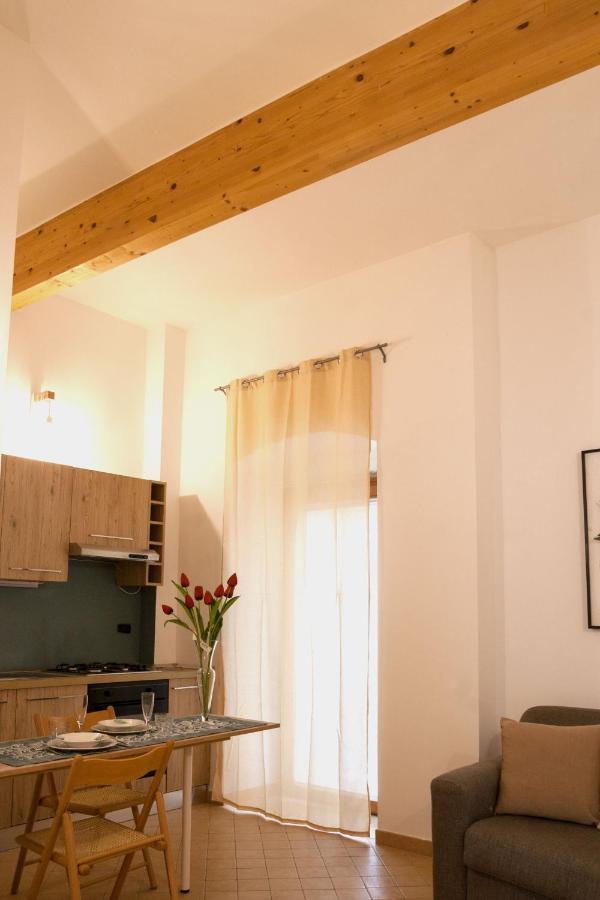 Amore Se-Wooden Apartments Corato Luaran gambar