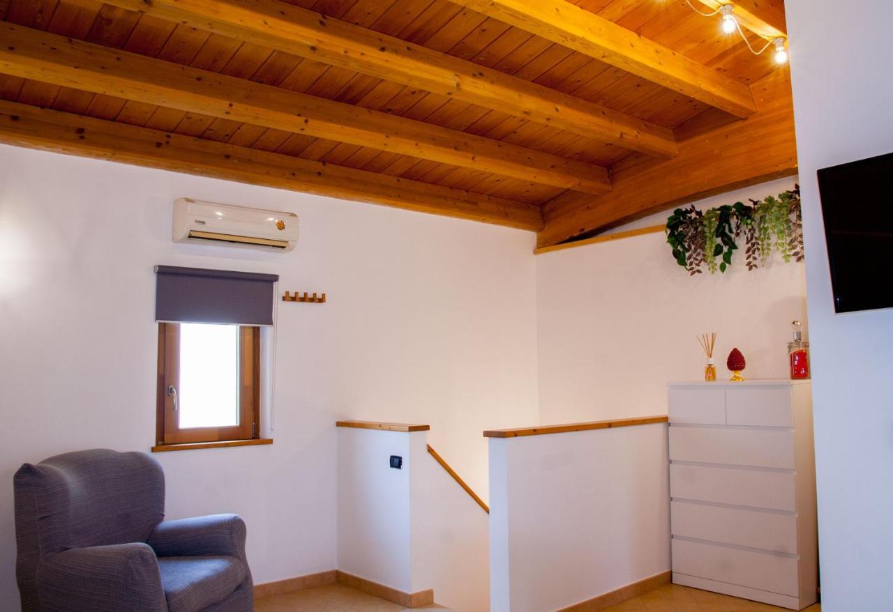 Amore Se-Wooden Apartments Corato Luaran gambar